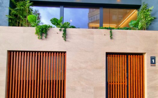3 Apartamentos en venta junto a la Bahía